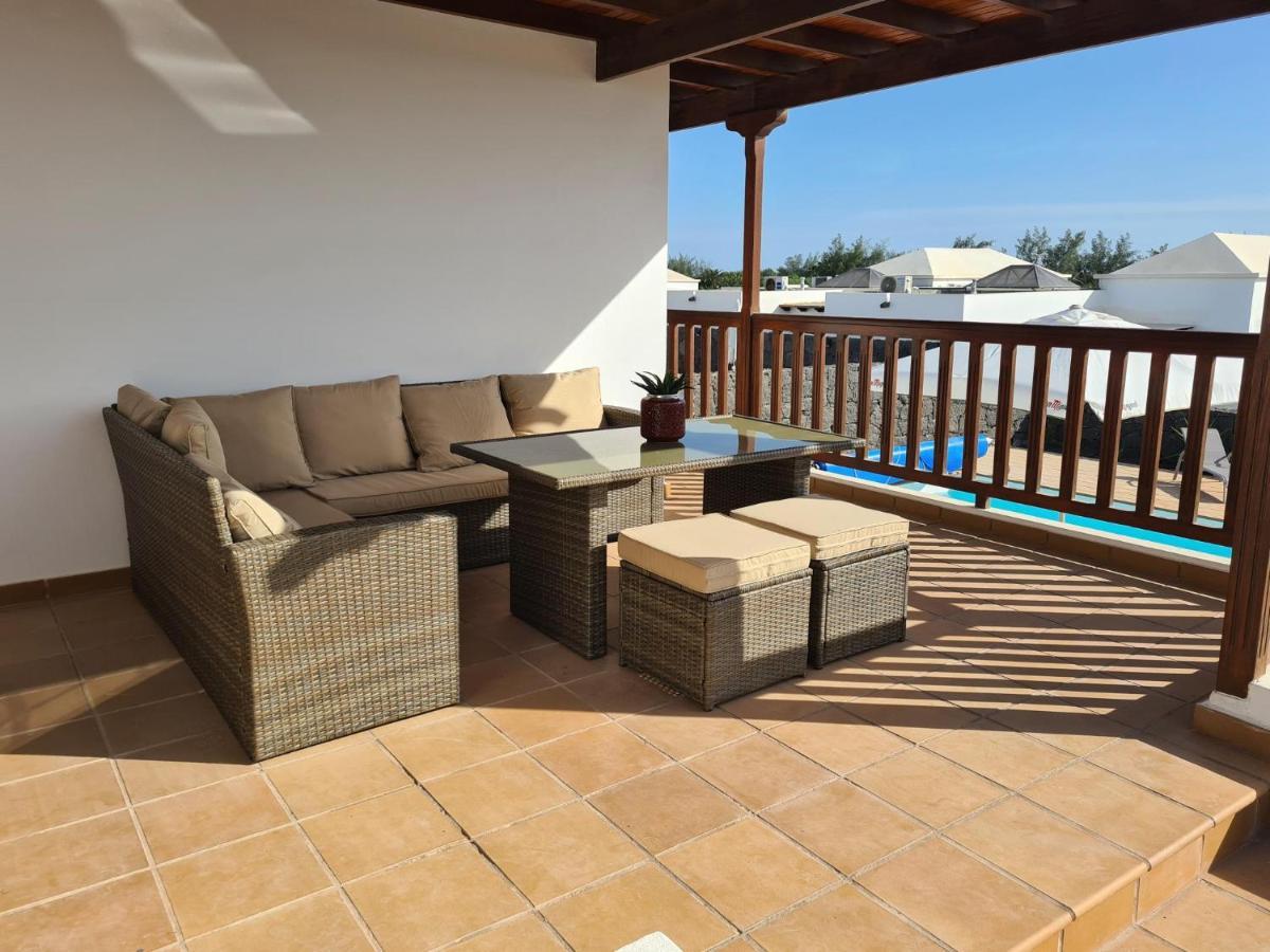 Luxury 4-Bedroom Villa With Heated Pool + Sea View Playa Blanca  Eksteriør bilde