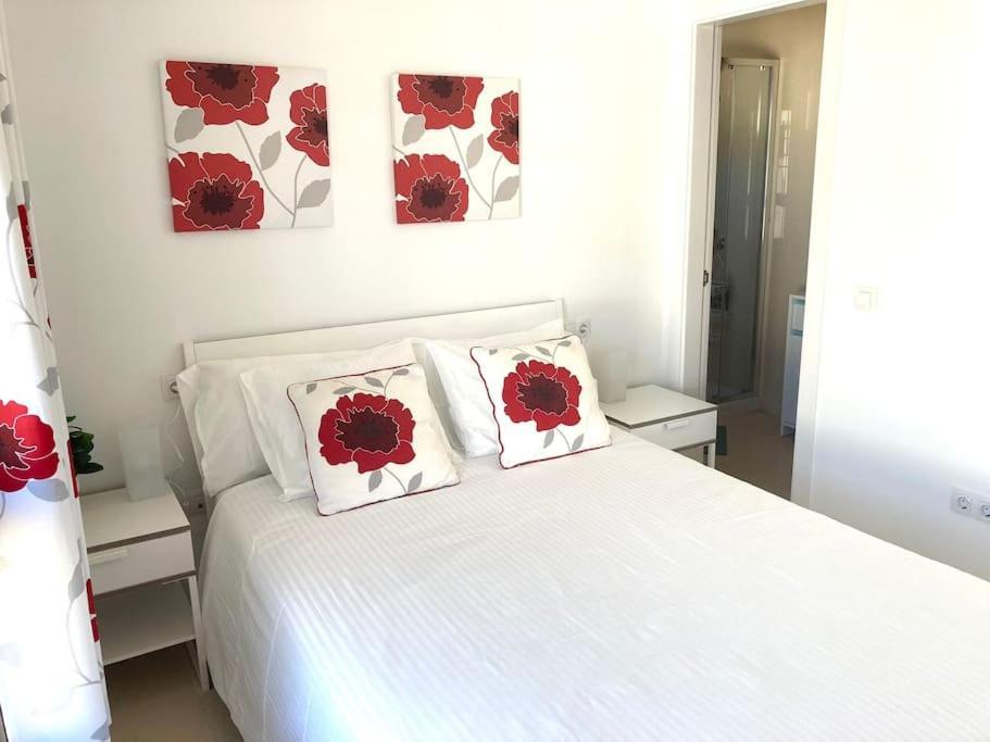 Luxury 4-Bedroom Villa With Heated Pool + Sea View Playa Blanca  Eksteriør bilde