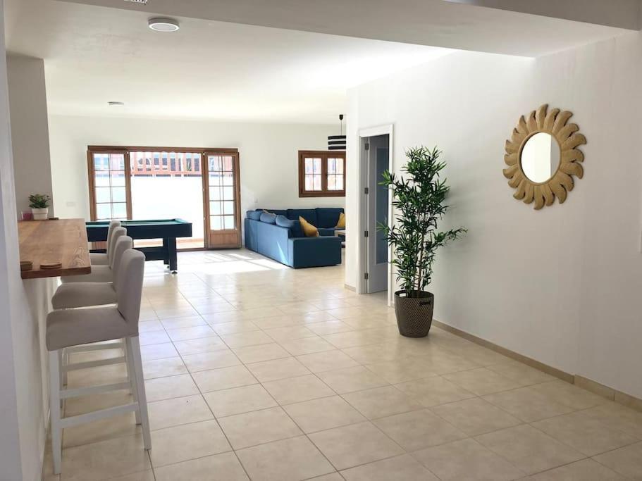 Luxury 4-Bedroom Villa With Heated Pool + Sea View Playa Blanca  Eksteriør bilde