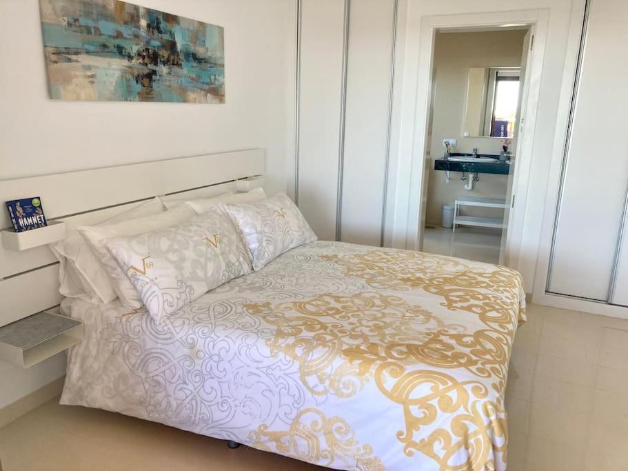 Luxury 4-Bedroom Villa With Heated Pool + Sea View Playa Blanca  Eksteriør bilde