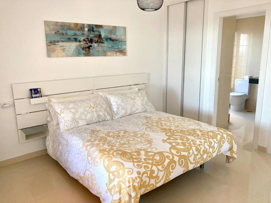 Luxury 4-Bedroom Villa With Heated Pool + Sea View Playa Blanca  Eksteriør bilde