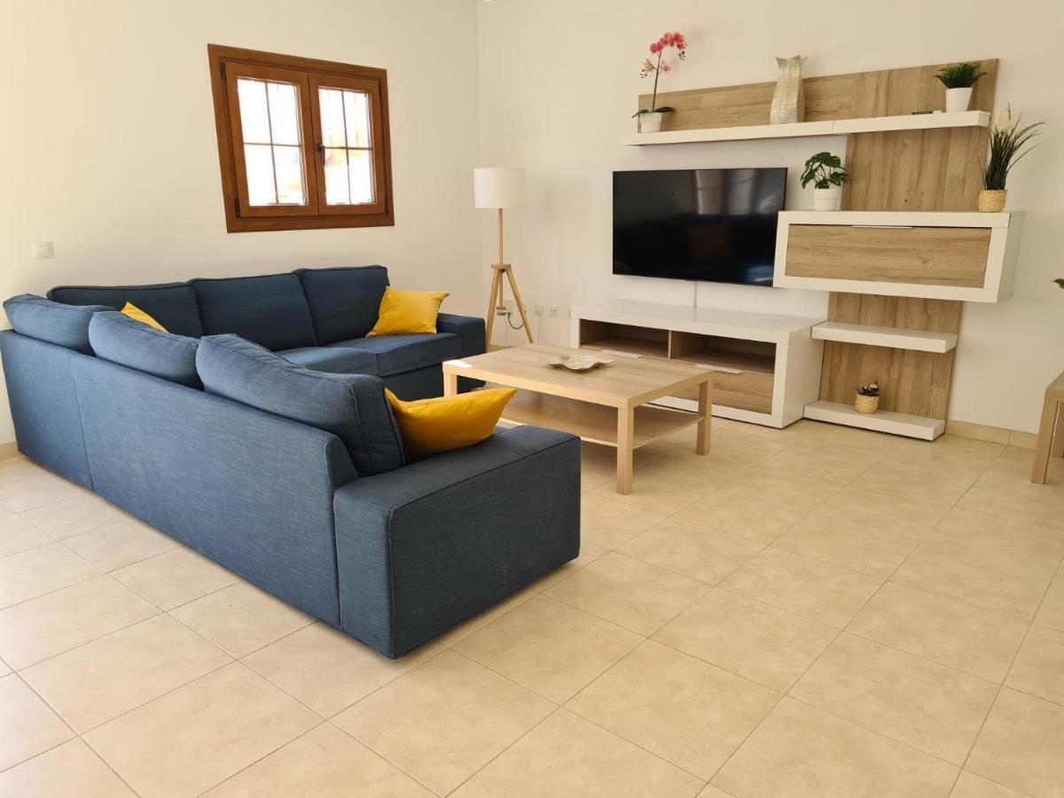 Luxury 4-Bedroom Villa With Heated Pool + Sea View Playa Blanca  Eksteriør bilde