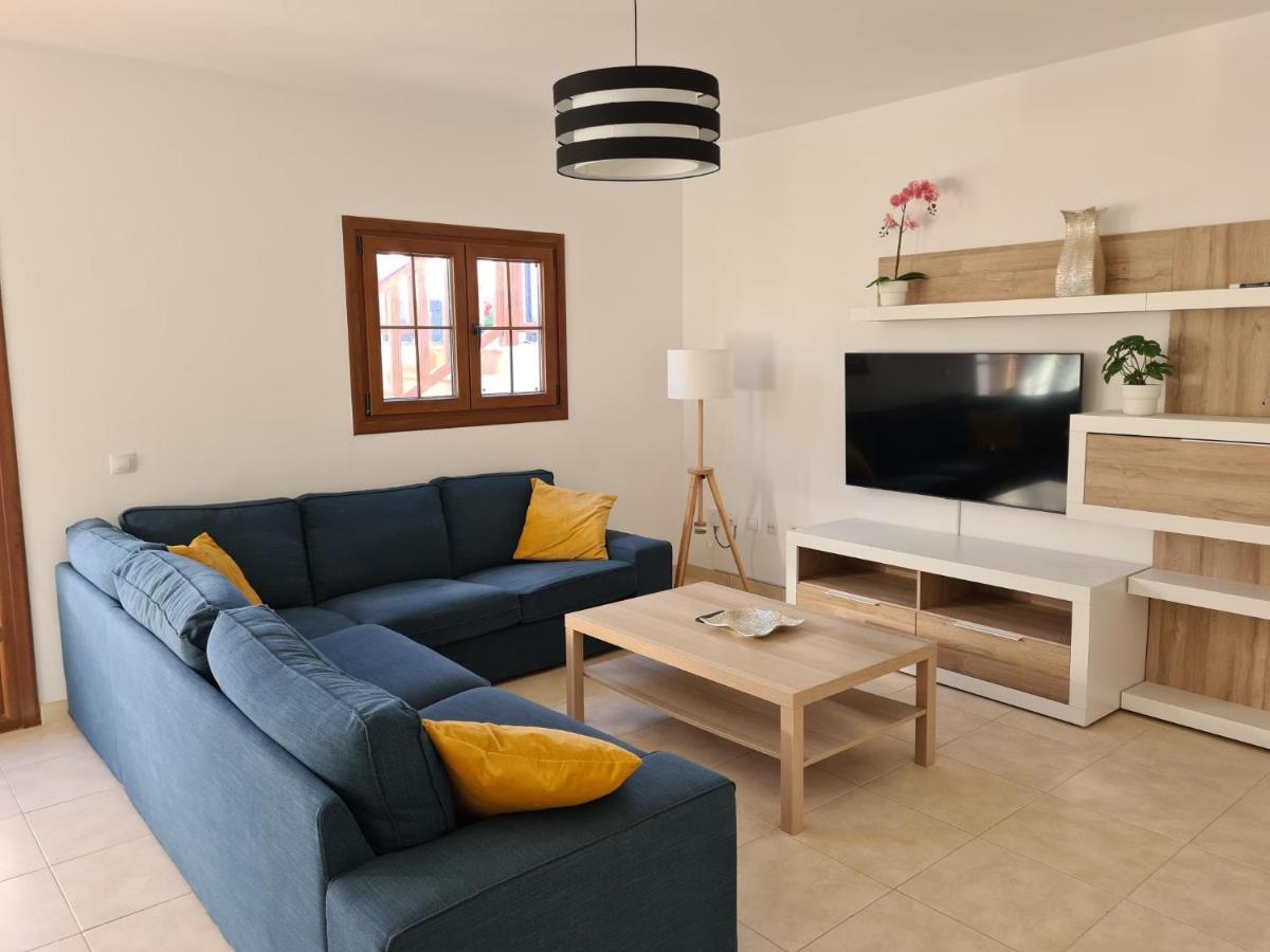 Luxury 4-Bedroom Villa With Heated Pool + Sea View Playa Blanca  Eksteriør bilde